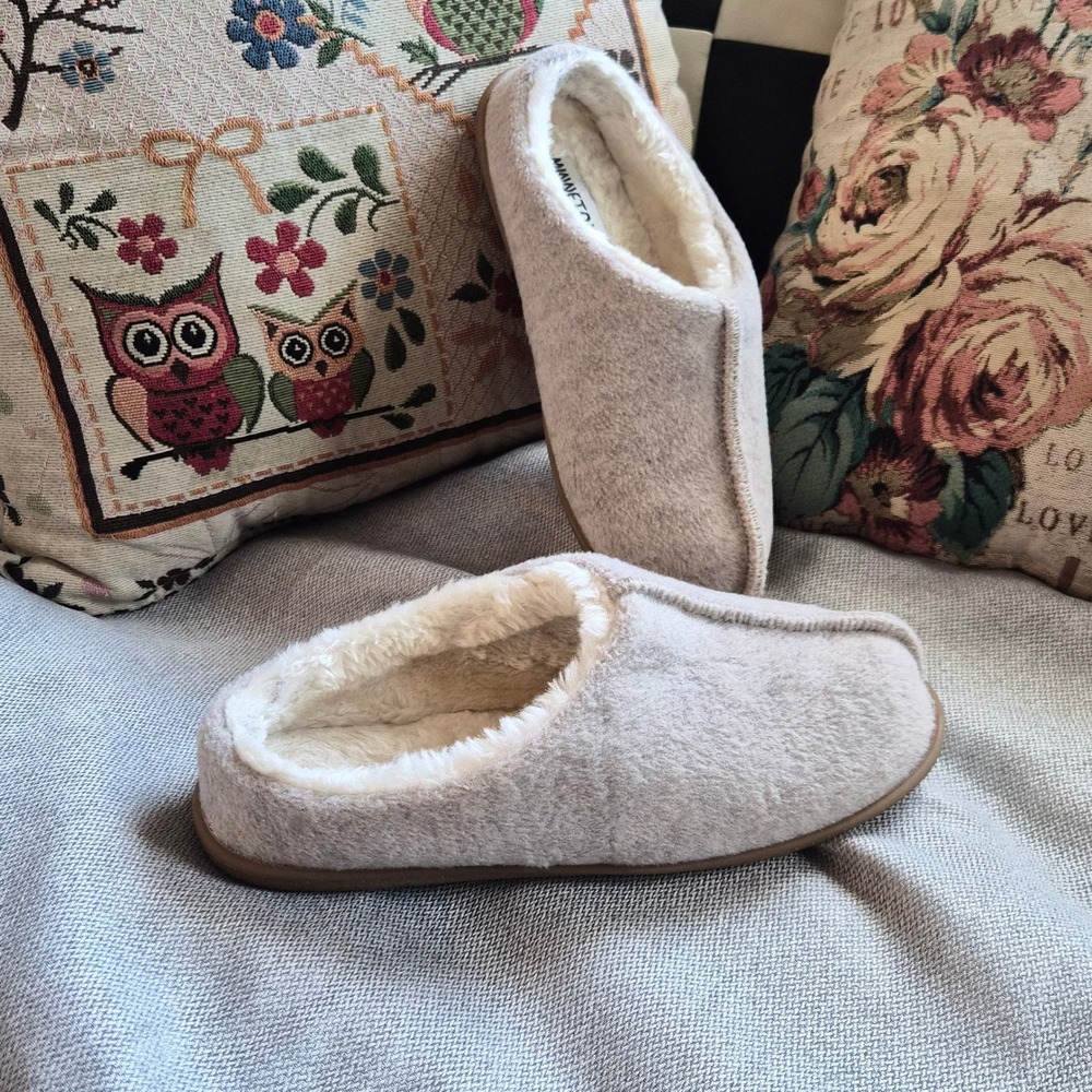Minnetonka Womens 9M Sherpa Lined Fleece Clog Slippers Mule Cozycore Hygge Fall